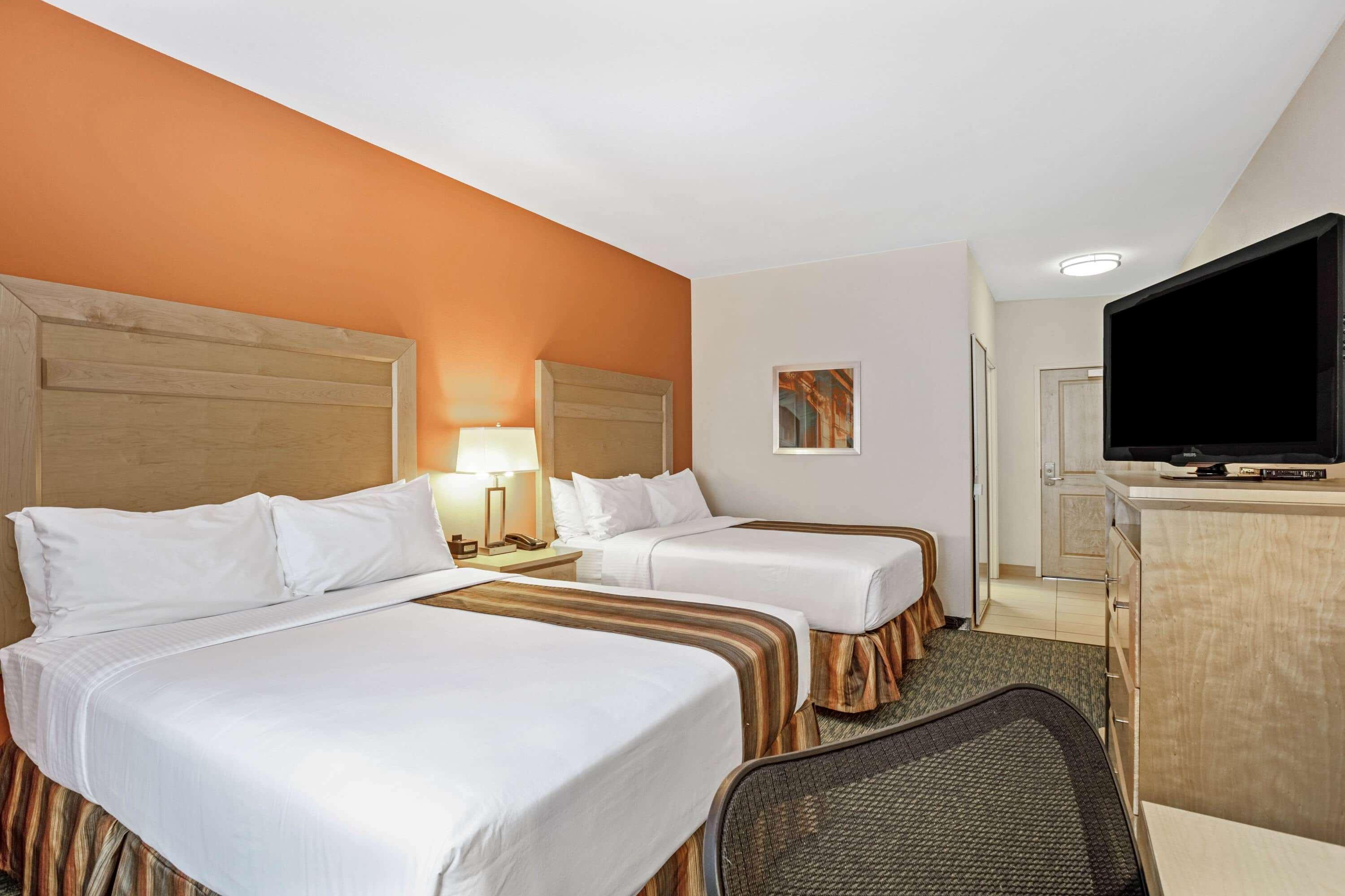 Hotel La Quinta By Wyndham Grand Forks Exterior foto