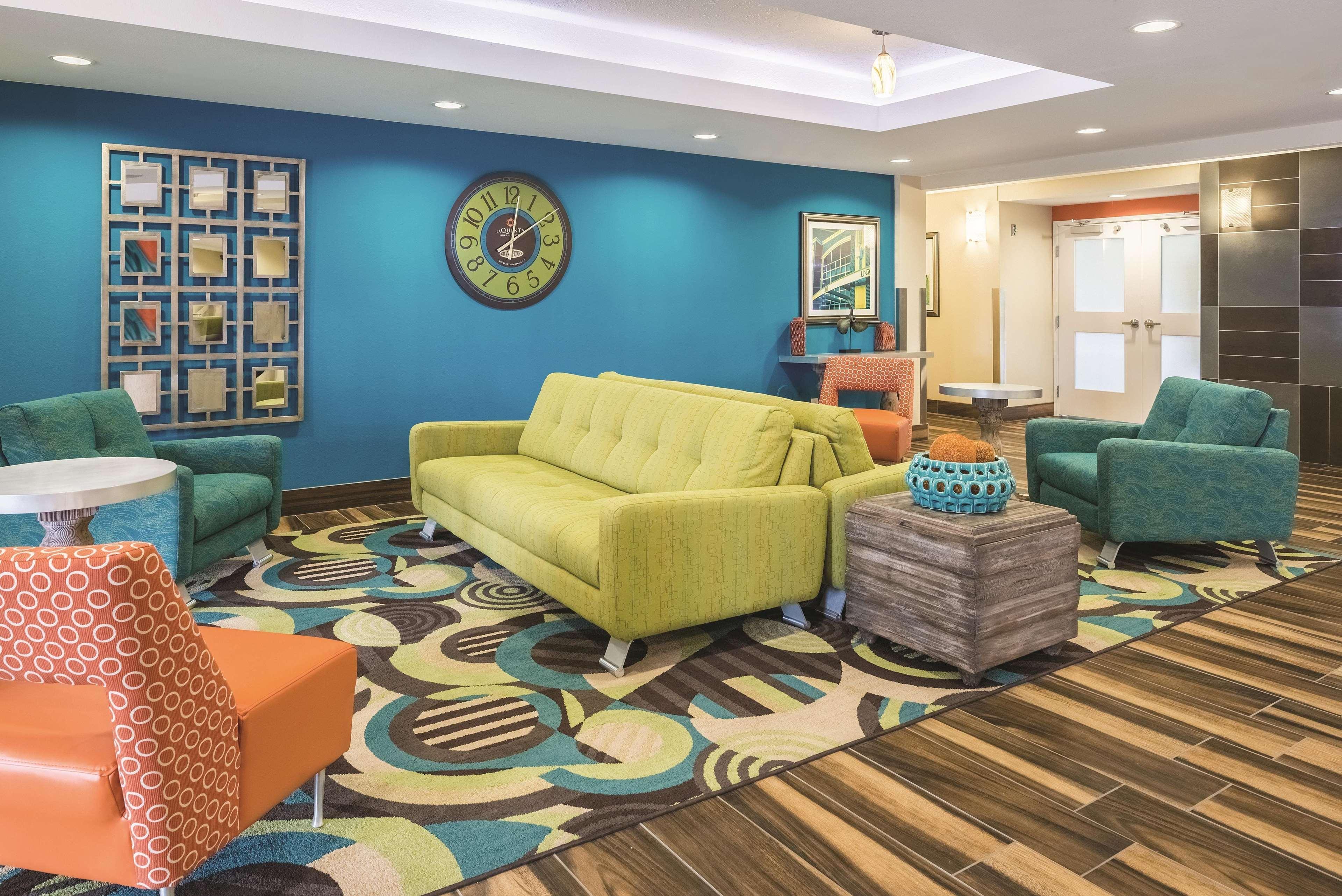 Hotel La Quinta By Wyndham Grand Forks Exterior foto